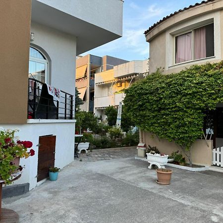Guesthouse Novi Durres Luaran gambar