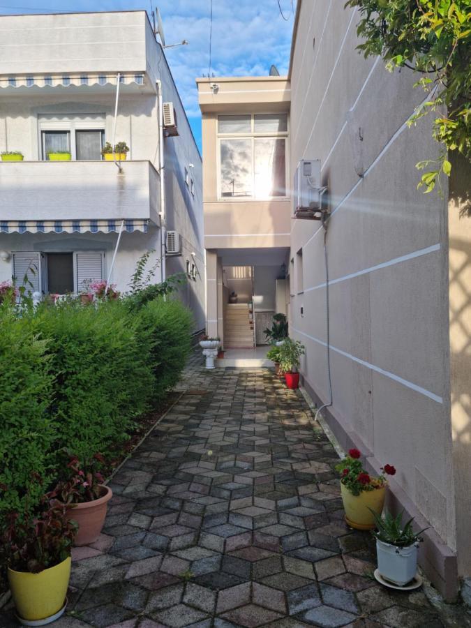Guesthouse Novi Durres Luaran gambar