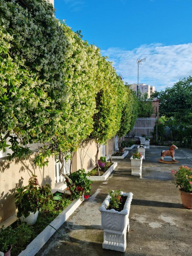 Guesthouse Novi Durres Luaran gambar