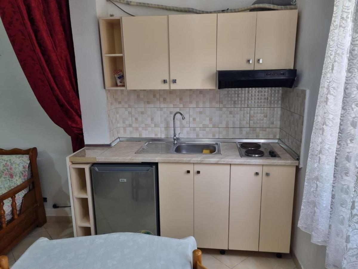 Guesthouse Novi Durres Luaran gambar