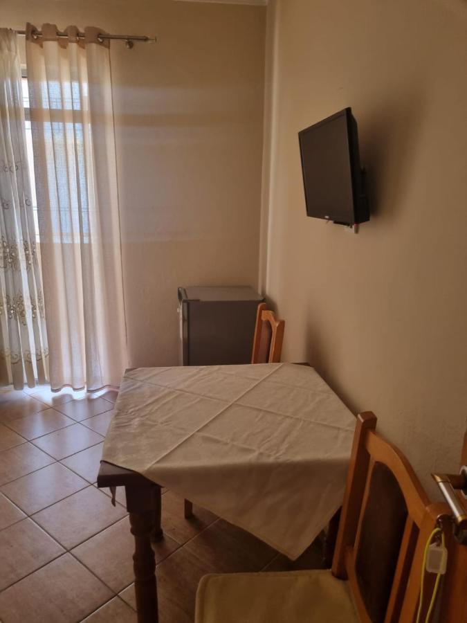 Guesthouse Novi Durres Luaran gambar