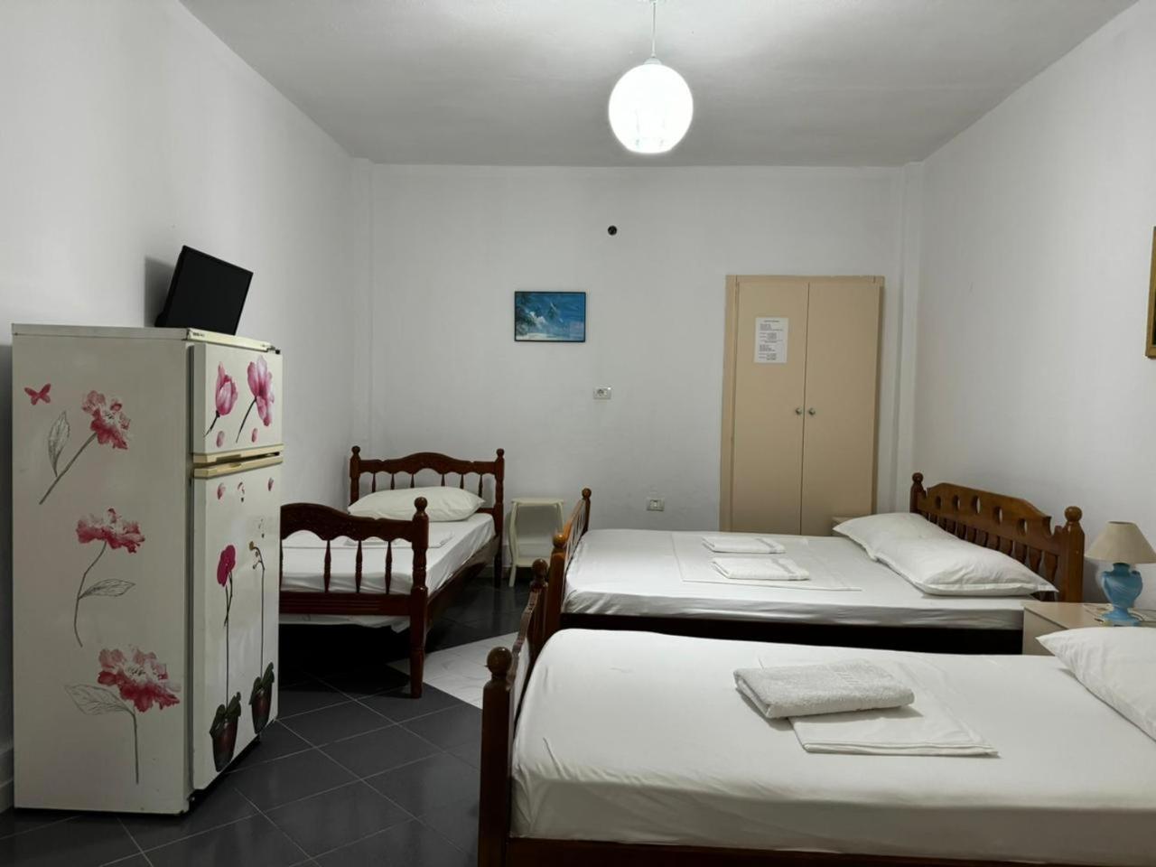 Guesthouse Novi Durres Luaran gambar