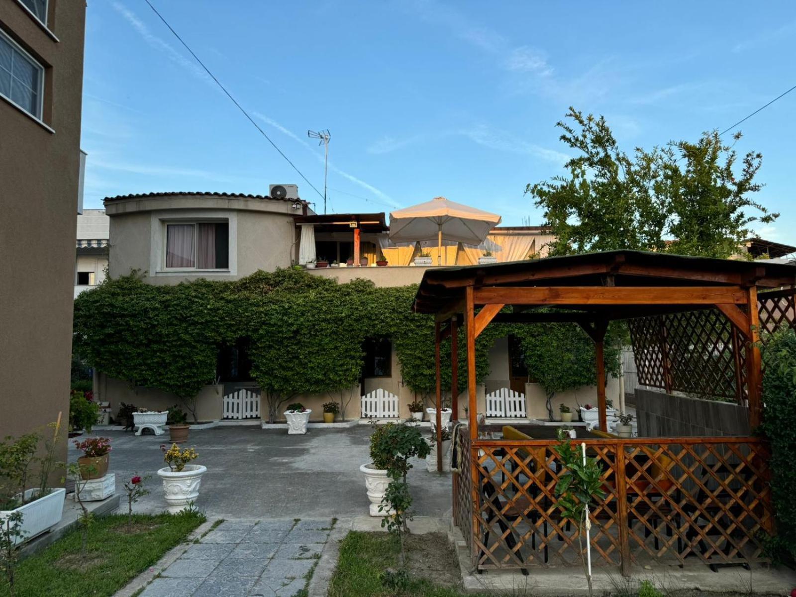 Guesthouse Novi Durres Luaran gambar