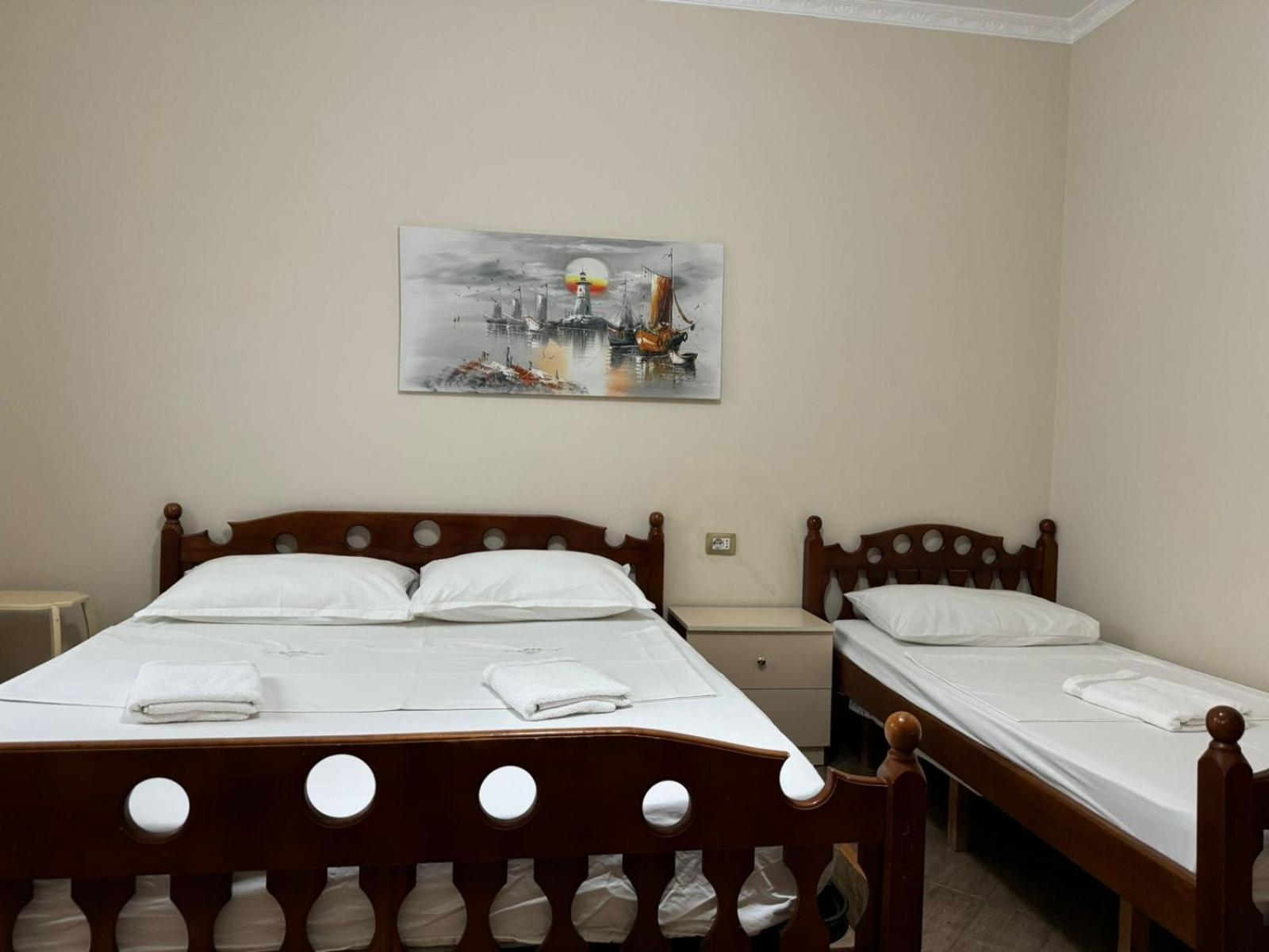 Guesthouse Novi Durres Luaran gambar